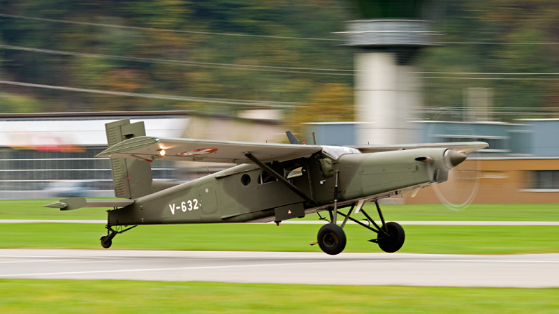 31_Meiringen_Pilatus PC-6.jpg